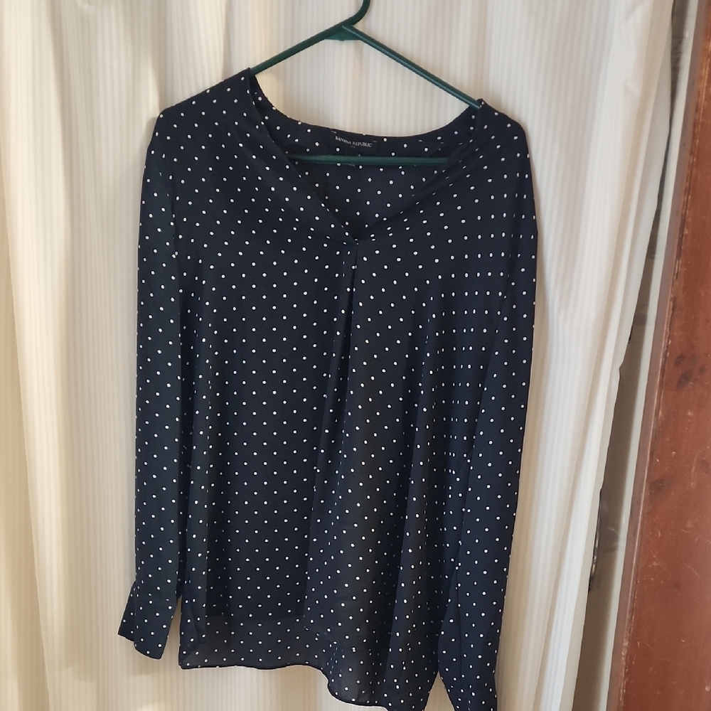 Banana Republic Blue Long Sleeve Polka Dot Blouse with Vneck